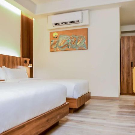 Surestay Studio By Best Western Clarkview Angeles City Εξωτερικό φωτογραφία