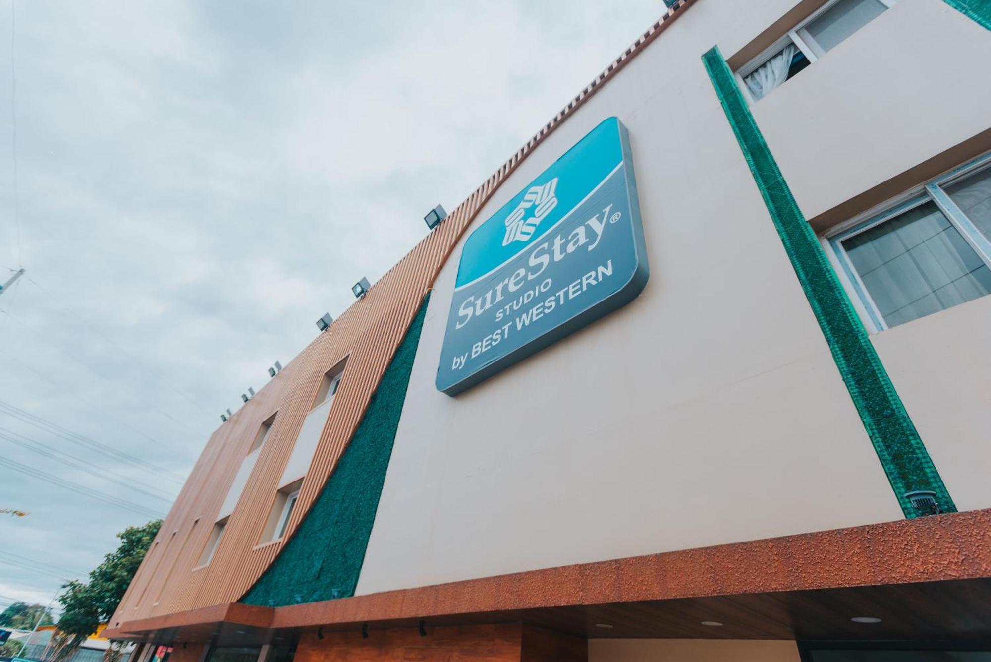 Surestay Studio By Best Western Clarkview Angeles City Εξωτερικό φωτογραφία